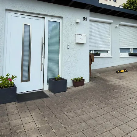 Moderne, Gemuetliche Mit Eigenem Eingang *